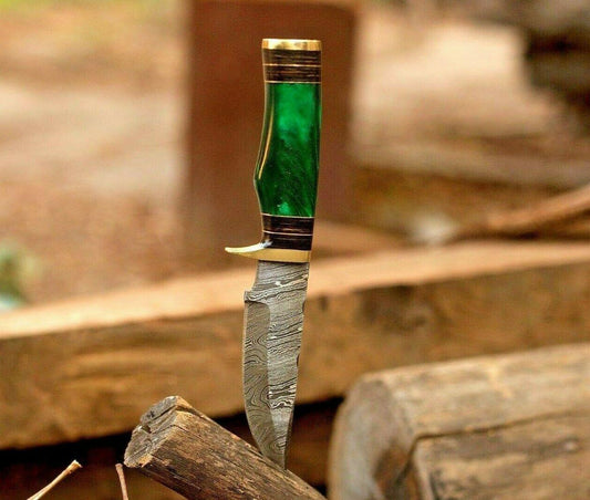 8" Damascus Steel Bowie Knife – Resin Handle with Brass Guard & Leather Sheath