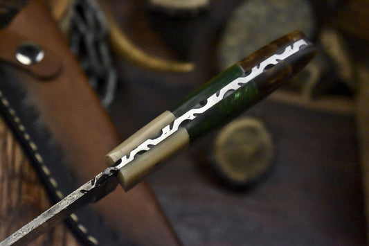 Twist Damascus Skinner Knife – 9" Bushcraft Blade with Corian Handle for Hunting & Sports