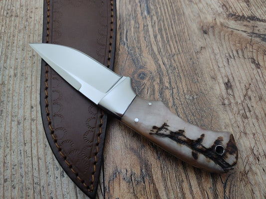 12C27 Steel Bushcraft Skinner Knife – 7" Fixed Blade with Sheep Horn Handle & Leather Sheath