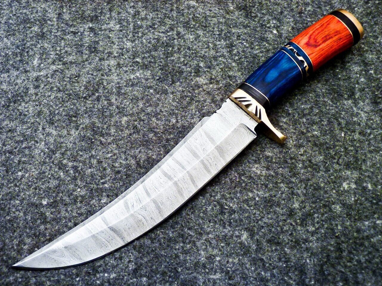 13" Damascus Hunting Bowie Knife – Hardwood Handle | Full Tang with Sheath