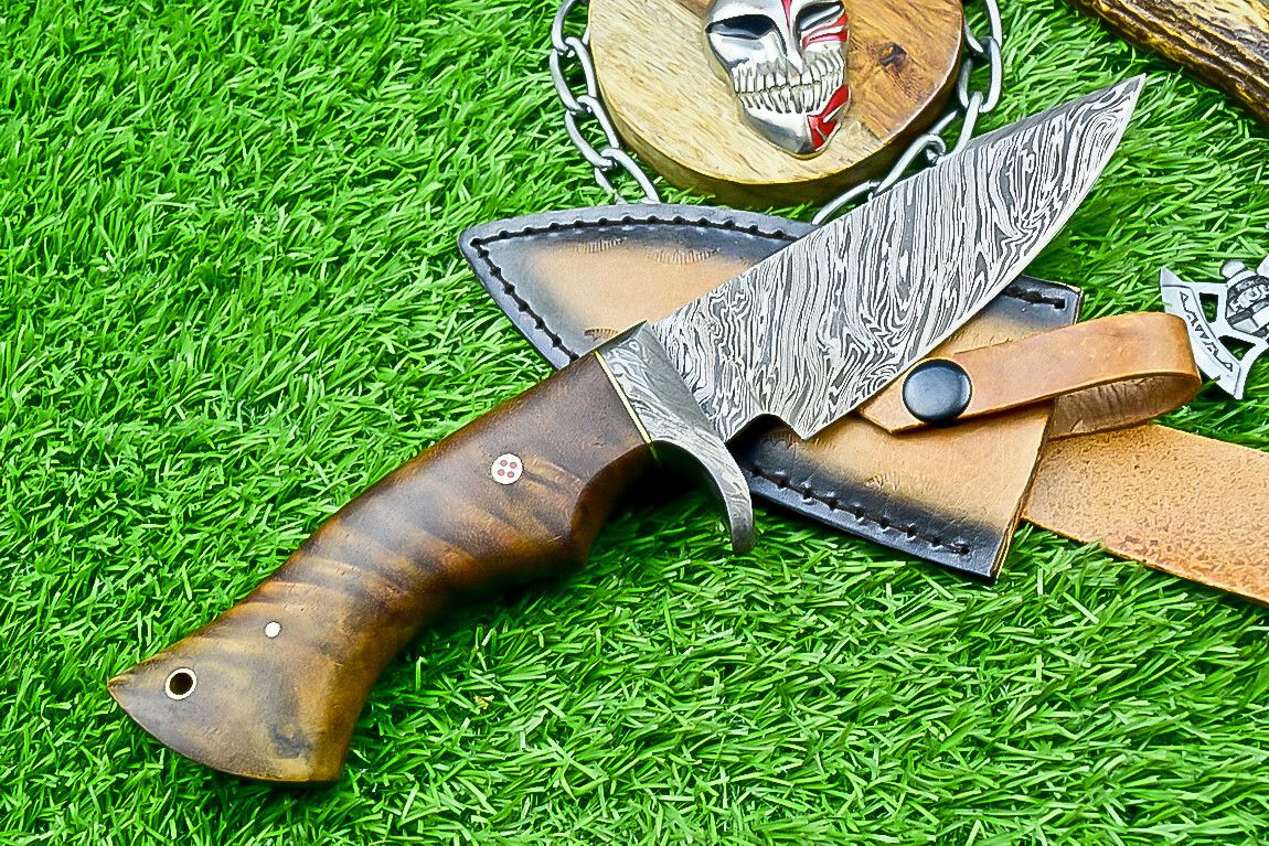 10" Damascus Bobcat Hunting Knife with Wood Handle & Steel Bolster – Handmade Full Tang Knife