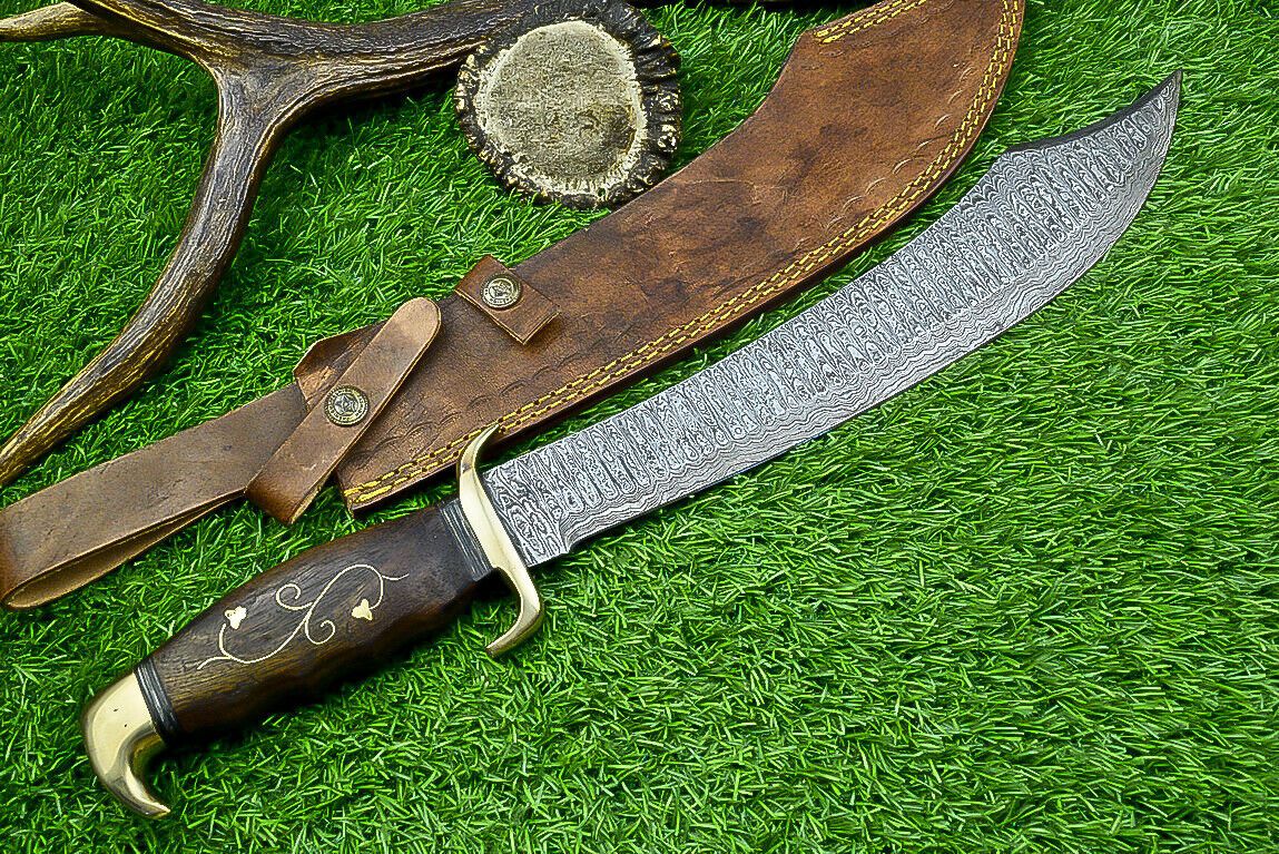 19 Inch Handmade Damascus Steel Curved Blade Hunting Knife with Natural Wood Handle