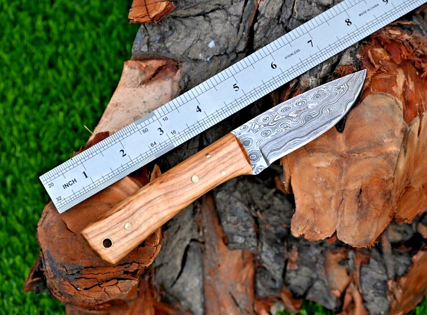 Damascus Steel EDC Hunting Skinner Knife with Hardwood Handle – 8 Inch Handmade Twist Pattern Blade