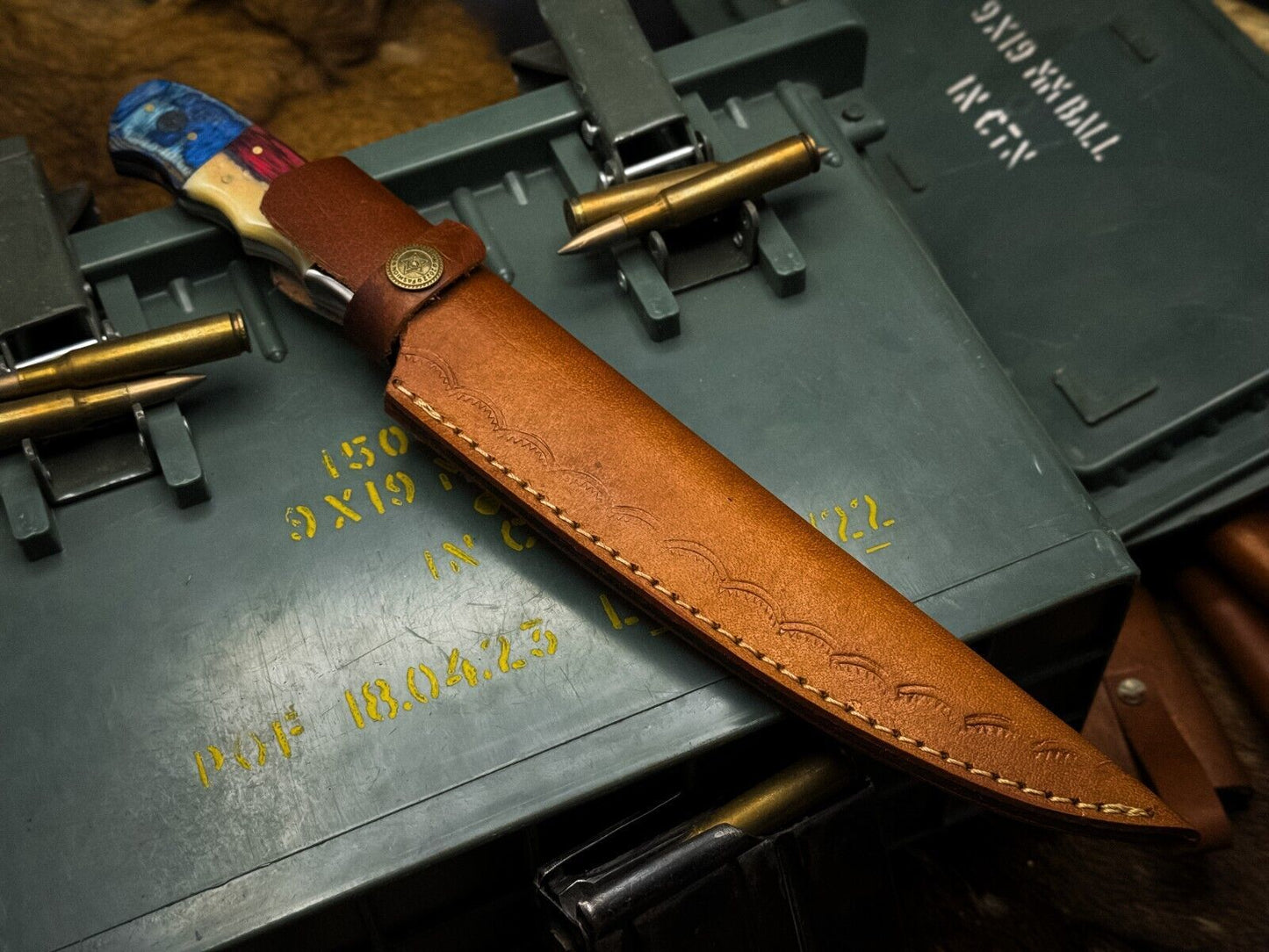 Handmade Damascus Steel Fillet Hunting Kitchen Knife with Bone Handle & Leather Sheath