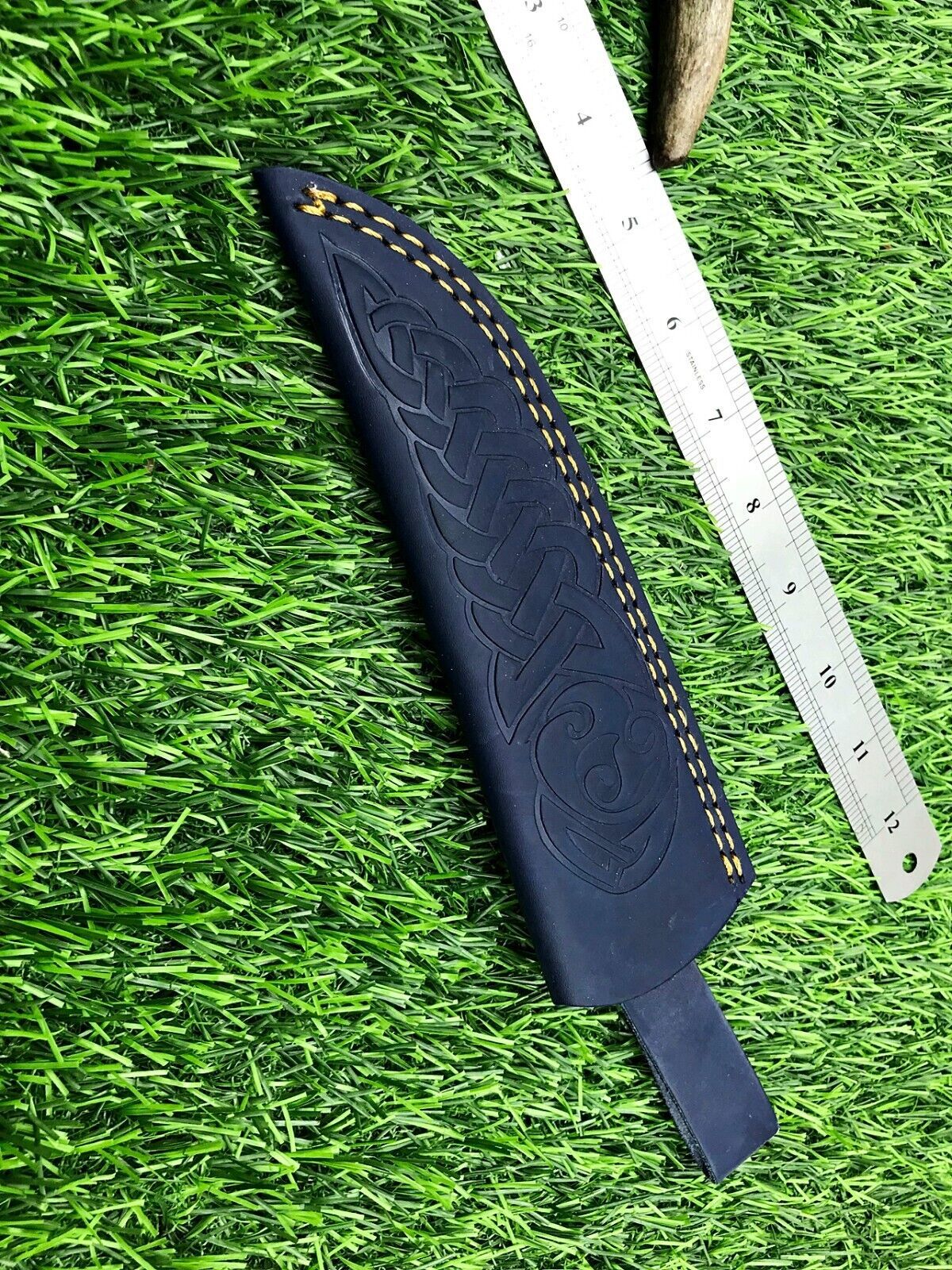 9" Full Tang Stainless Steel Hunting & Survival Knife with Leather Sheath