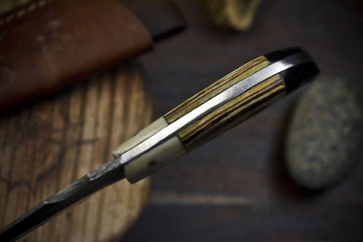 Custom Damascus Skinner Knife Twist Pattern Hardwood Handle Camping Limited Edition