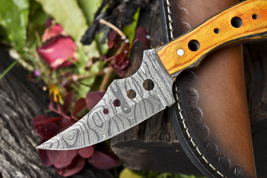 8.5" Twist Damascus Skinner Knife Hardwood Handle Survival Knife with Sheath