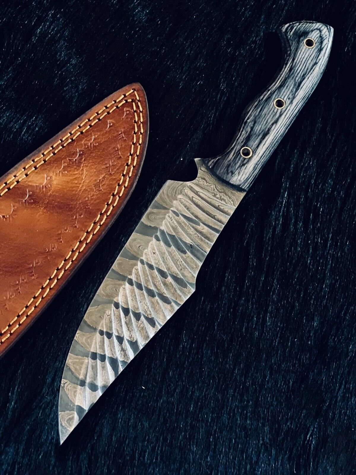 Heritage Forge 11.5 Inch Damascus Steel Bowie Hunting Knife with Wood Handle