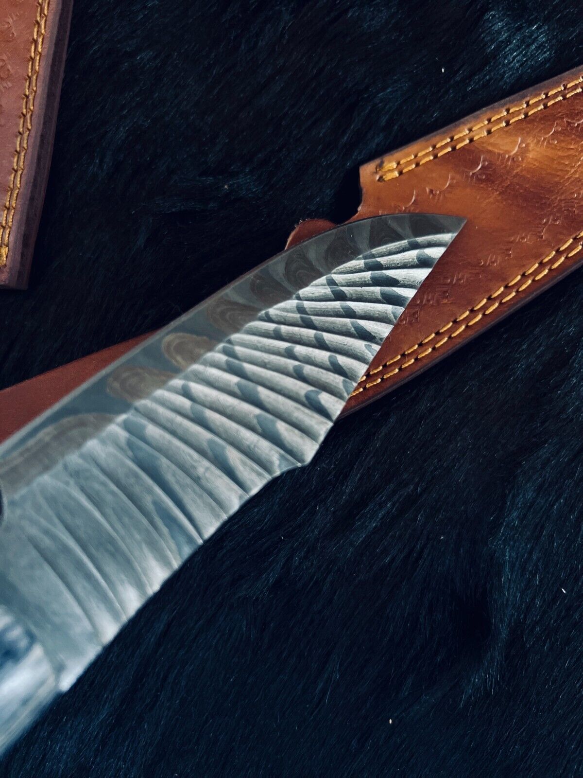 Heritage Forge 11.5 Inch Damascus Steel Bowie Hunting Knife with Wood Handle