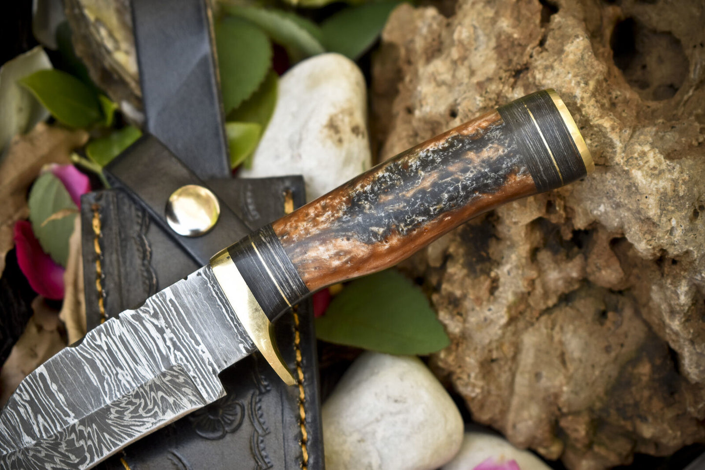 Twist Damascus Gut Hook Skinner Knife with Micarta Handle for EDC and Hunting