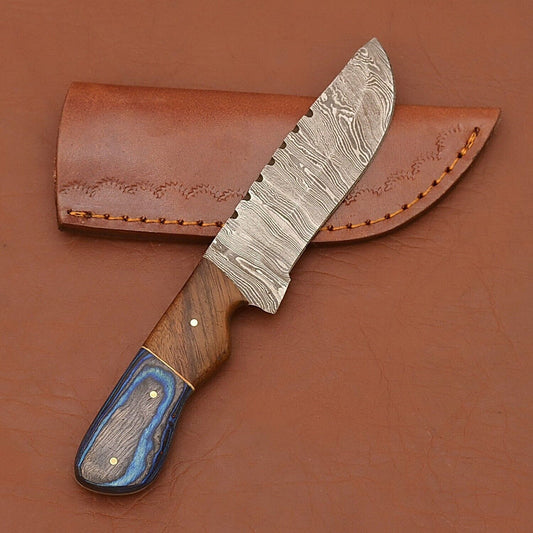 Compact Damascus Skinner Knife with Straight Edge and Wood Handle for Camping