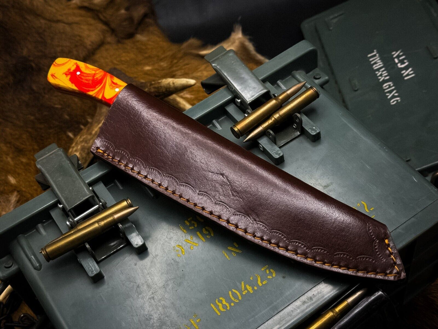 Handmade Damascus Steel Hunting & Kitchen Chef Knife with Resin Handle and Leather Sheath