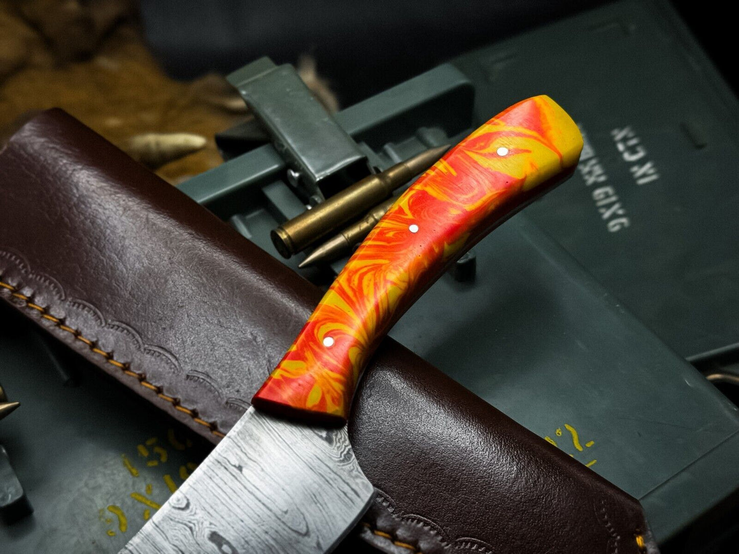 Handmade Damascus Steel Hunting & Kitchen Chef Knife | Resin Handle with Leather Sheath