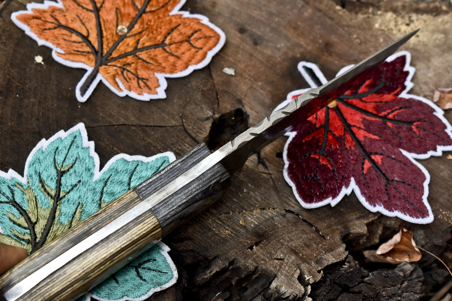 Custom Damascus Skinner Hunting Knife with Rain Drop Pattern and Hardwood Handle