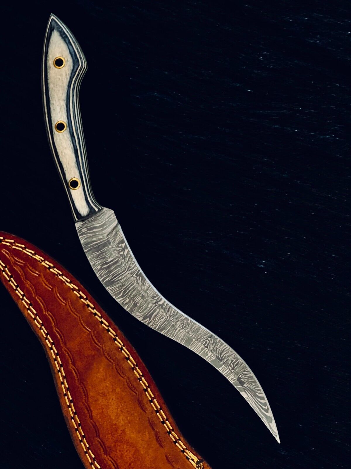 Heritage Forge 11 Inch Fire Damascus Skinner Knife with Camel Bone and Wood Handle