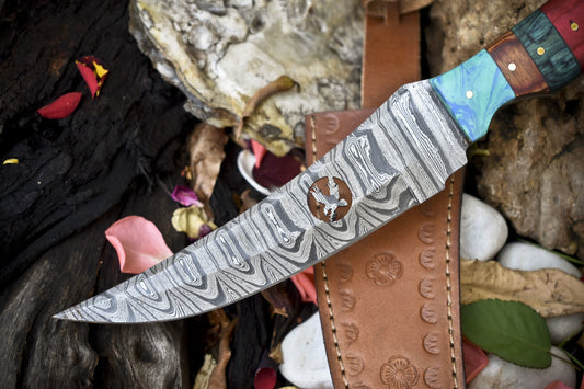 11.5 in Handmade Hunting Skinner Knife Twist Damascus Hard Wood Outdoor