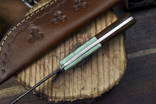 Custom Damascus Skinner Knife Twist Pattern Mixed Material Handle – Handmade Camping & Bushcraft Hunting Knife