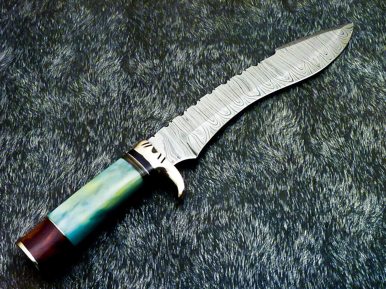 14" Hand Forged Damascus Bowie Hunting Knife – Stained Camel Bone Handle