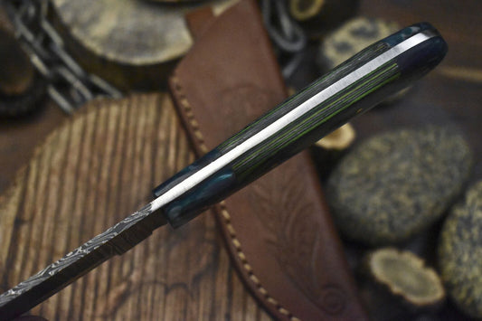 Hand Forged Damascus Skinner Knife Twist Pattern Hardwood Handle Hunting Hiking Blade