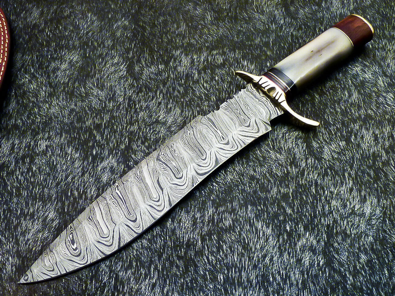 15" Hand Forged Damascus Bowie Hunting Knife – Stained Camel Bone & Wood Handle