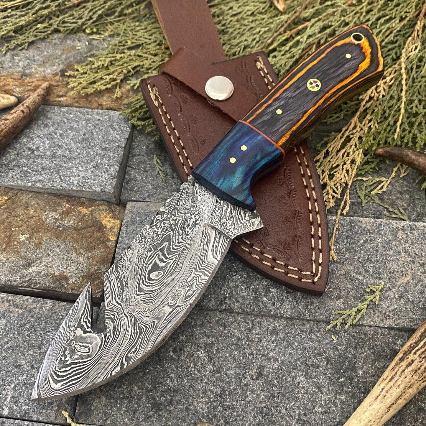 HAND FORGED Damascus Steel Skinner Gut Hook Hunting Knife with Sheath