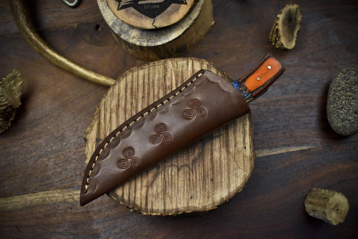 Twist Damascus Skinner Knife – 8" Tactical Bushcraft Blade with Mixed Handle