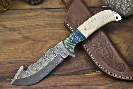Twist Damascus Skinner Knife with Gut Hook and Bone Handle – Custom Handmade Hunting Knife