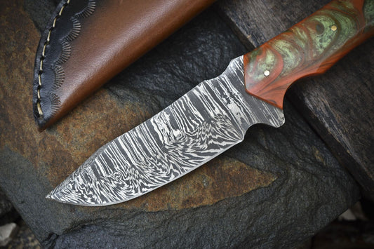 Handmade Twist Damascus Skinner Knife with Micarta Handle – Sports & Hunting Collectible Blade