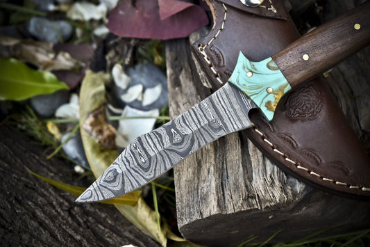 Twist Damascus Skinner Knife with Walnut Wood Handle – Handmade Hunting Gift