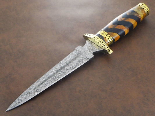Rugged 13.5" Damascus Bowie Knife with Olive & Natural Wood Handle