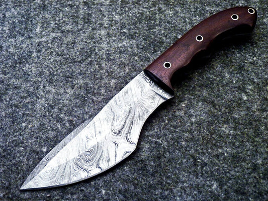 10.5 Inch Handmade Damascus Full Tang Hunting Bowie Knife with Hardwood Handle