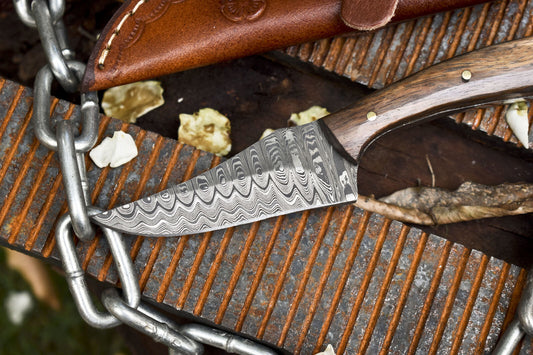 Custom Ladder Damascus Skinner Knife 7 Inch with Walnut Wood Handle W/ Leather Sheath – Camping and Outdoor Gift