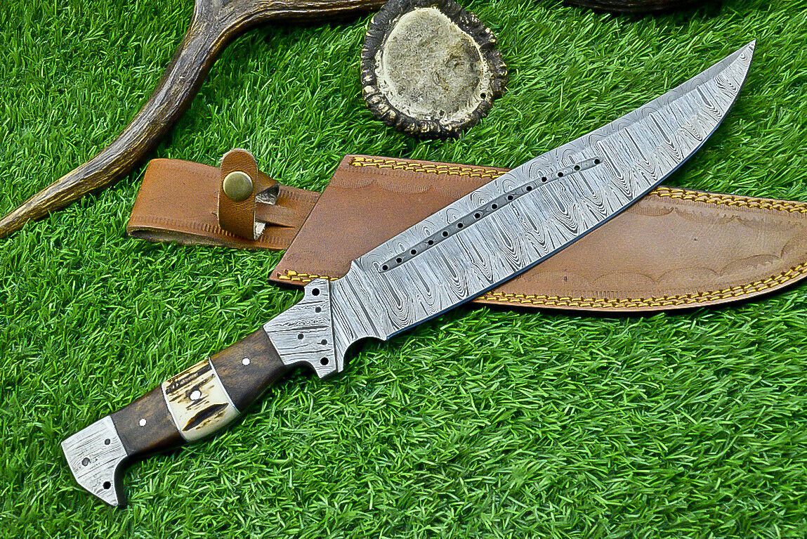 Heritage Forge 16 Inch Damascus Steel Bowie Knife with Natural Wood and Stag Horn Handle