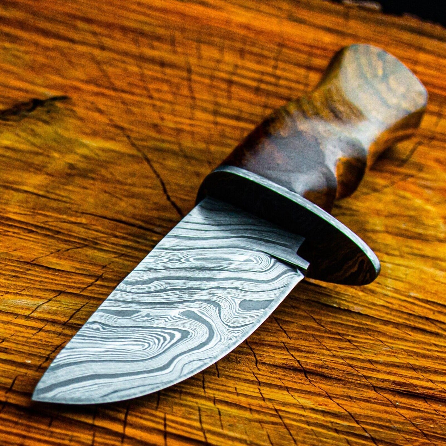9" Custom Damascus Steel Bowie Knife – Wooden Handle & Leather Sheath