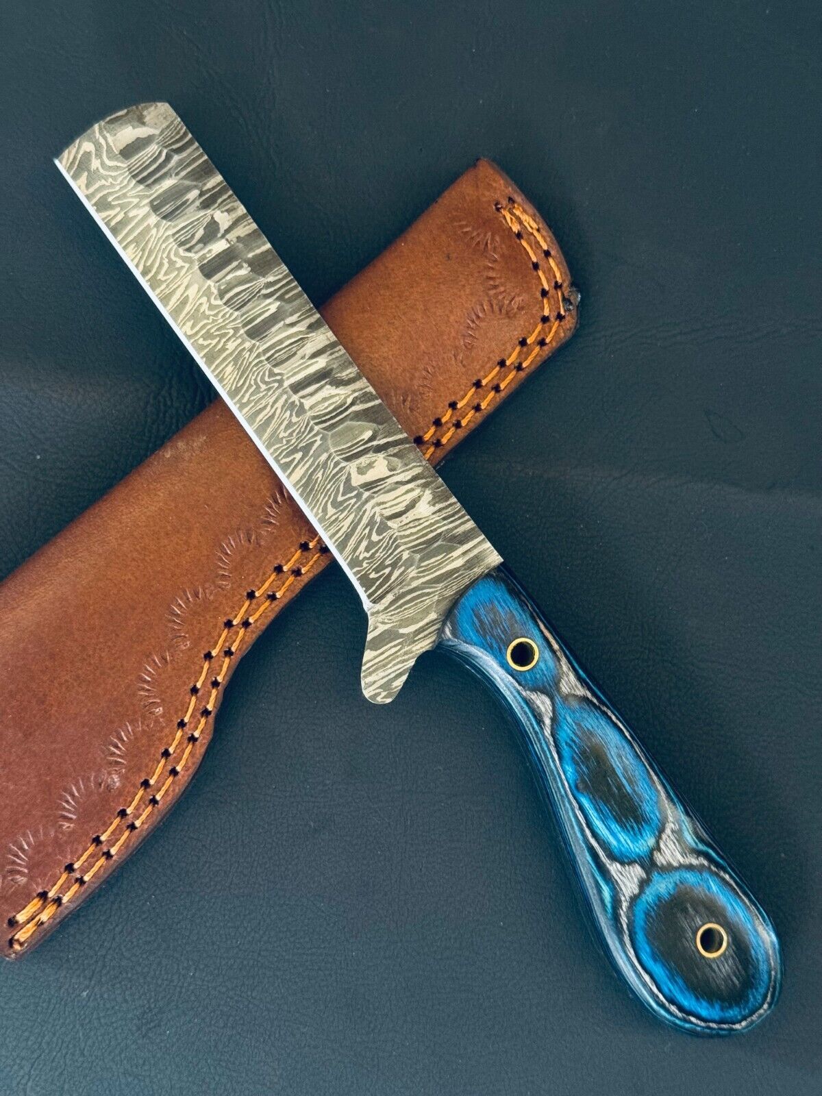 Best Cowboy Bull Cutter Knife Fire Storm Damascus Steel Bull Cutter Knife With Pakkawood Handle