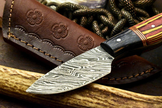 7.5” Handmade Damascus Bowie Knife | Hardwood Handle with Brass Spacers
