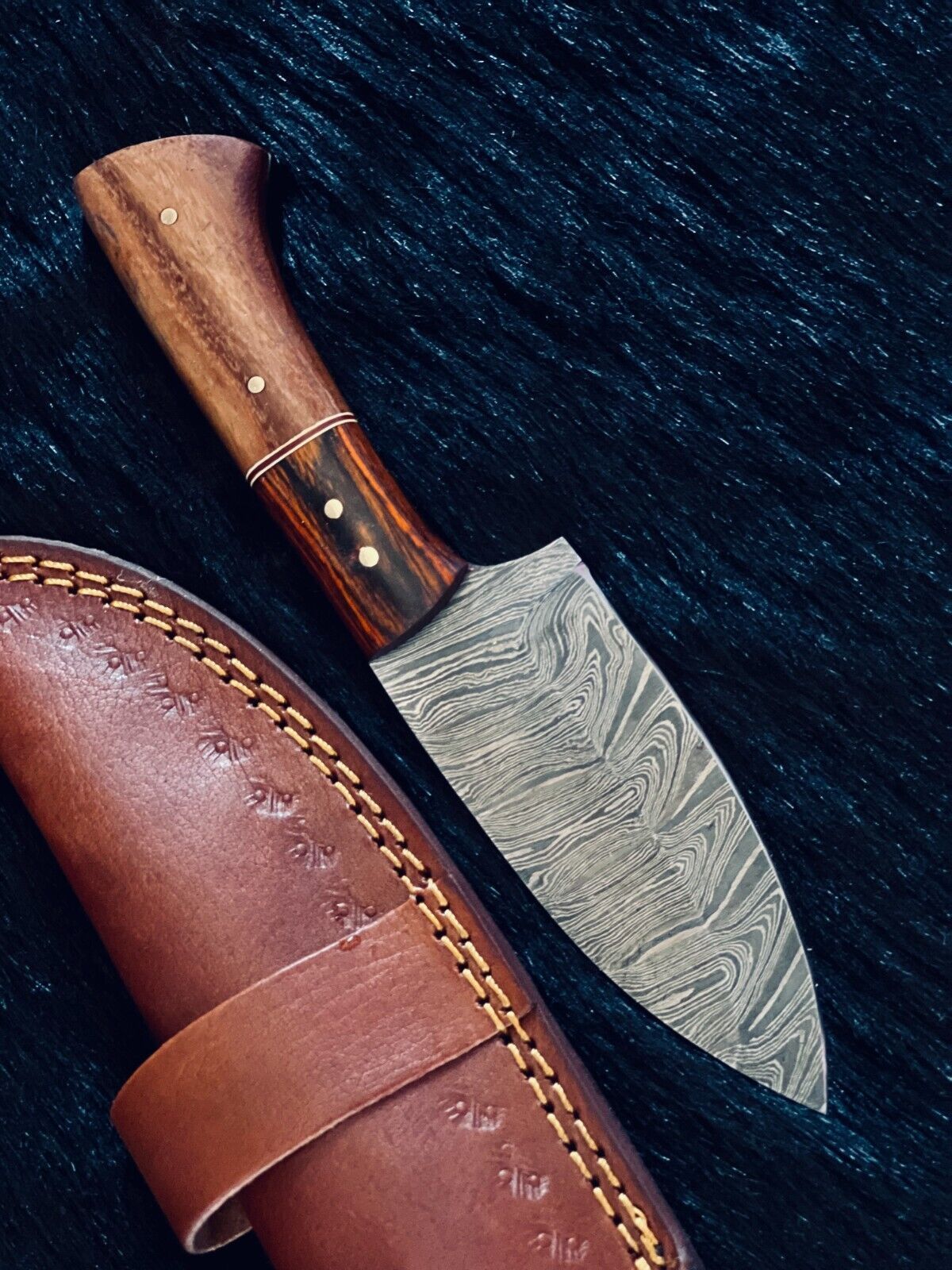 Heritage Forge 8.5 Inch Ladder Damascus Skinner Knife with Camel Bone and Wood Handle