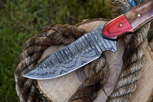 Custom Skinner Knife Ladder Damascus Bone Wooden Bolster Survival