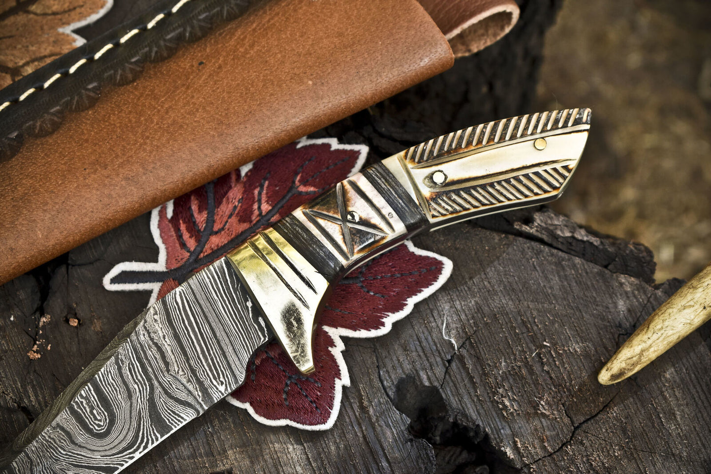 Hand Crafted Skinner Knife Twist Damascus Bone Brass Guard EDC w/ Leather Sheath