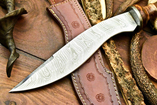 16" Handmade Damascus Bowie Knife with Walnut Wood Handle & Leather Sheath