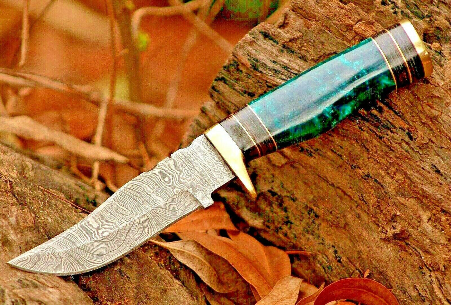 Handmade Damascus Steel Bowie Knife – Resin & Brass Guard Handle, 8" Blade