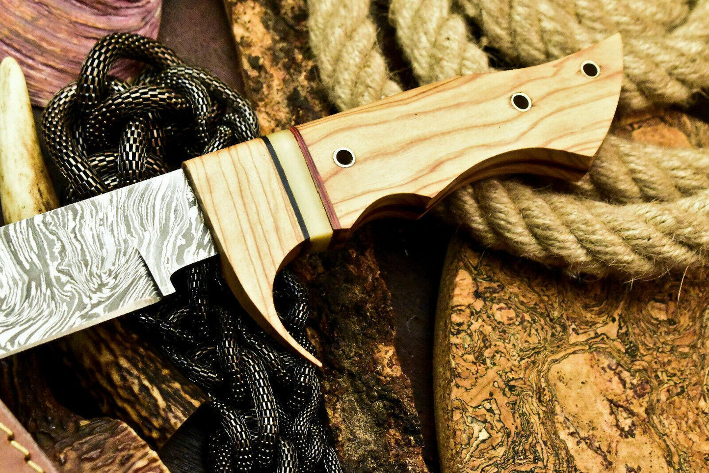 13" Handmade Damascus Hunting Bowie Knife | Hard Wood Handle