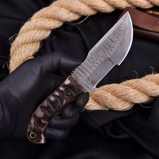 8" Hand Forged Damascus Steel Hunting Tracker Knife | Ram Horn Handle & Leather Sheath