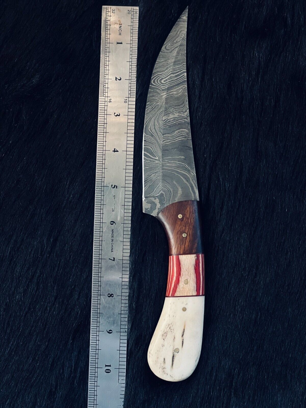 Heritage Forge 10.5 Inch Twist Damascus Steel Skinner Knife with Camel Bone and Natural Wood Handle