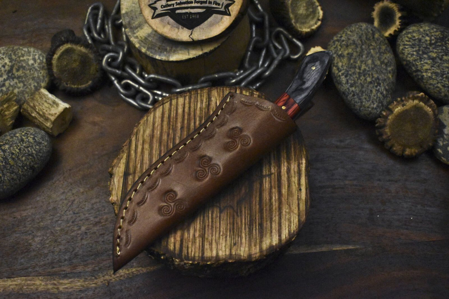 Twist Pattern Damascus Skinner Knife with Hard Wood Handle – Custom Handmade Hunting & Camping Knife