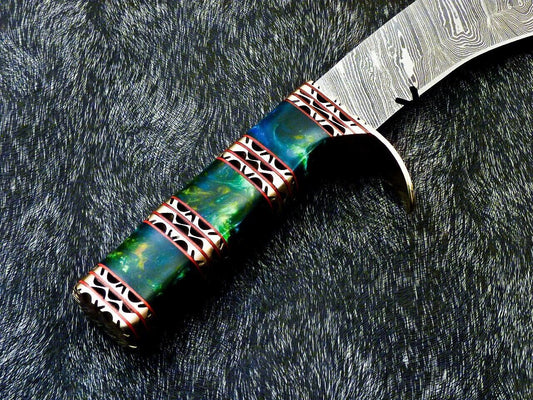 15" Damascus Hunting Kukri Knife – Resin Handle with Brass Bolster