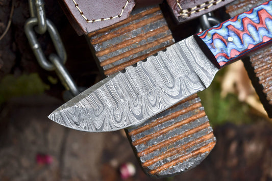 Twist Damascus Steel Skinner Knife with Hardwood Handle – Hand-Forged Hunting Blade with Leather Sheath