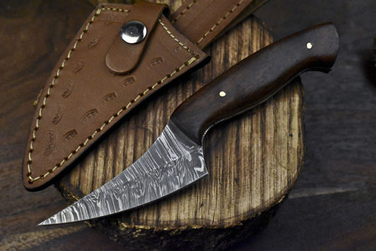 Handmade Twist Damascus Skinner Knife with Walnut Wood Handle for Fishing