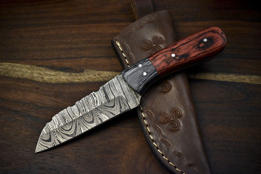 7.5 Inch Twist Damascus Skinner Knife Hardwood Handle Outdoor Sports Blade