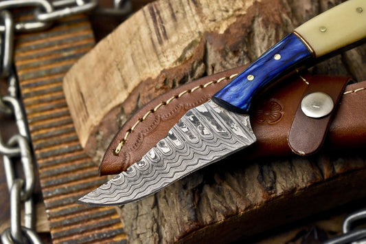 Hot Item Skinner Knife Ladder Damascus Bone and Wood Tactical Rare with Leather Sheath
